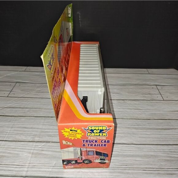Friction 1970’s Woolco Woolworth Semi Truck Cab & Trailer Collectible Toy Rare - Picture 7 of 8